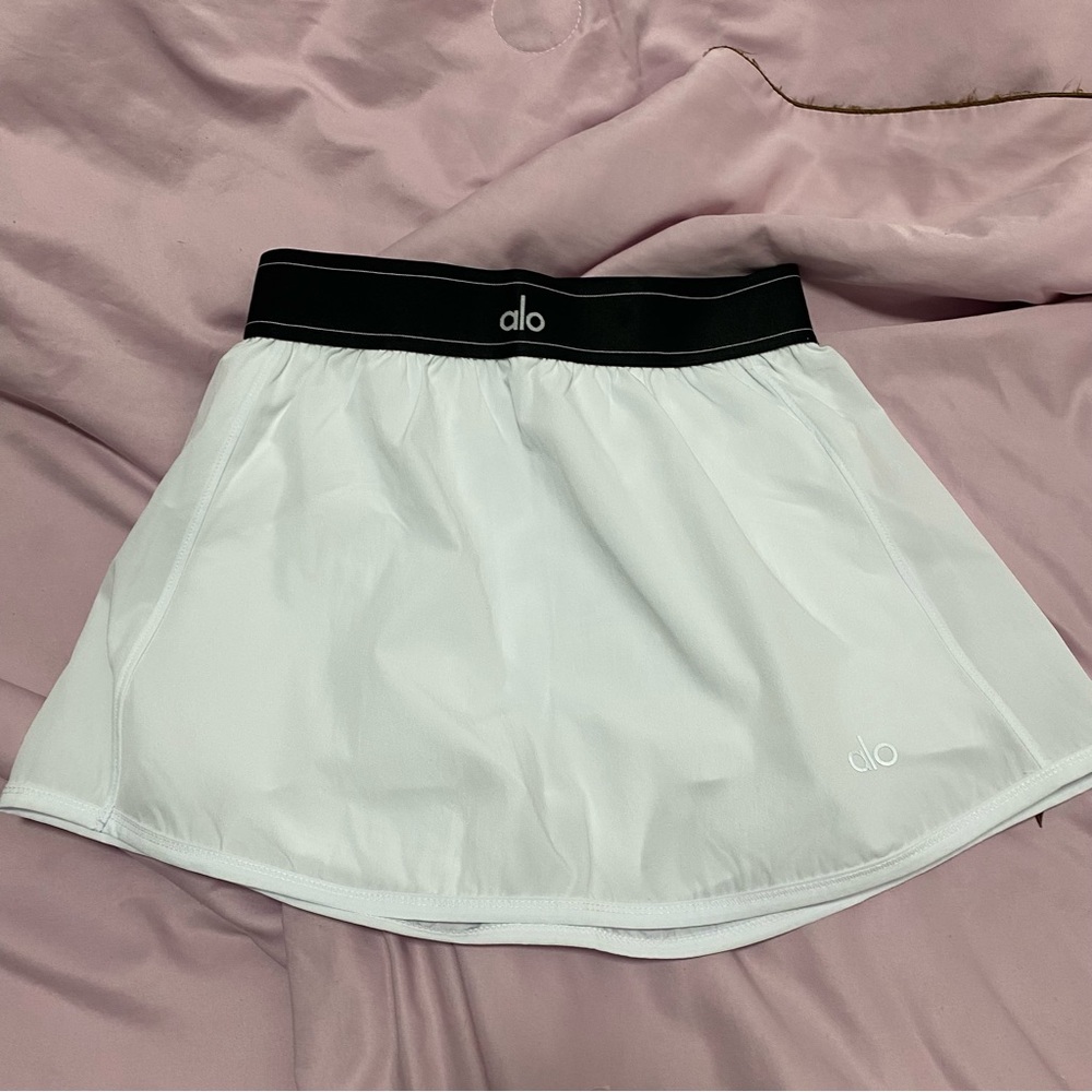 ALO Yoga White Skater Circle Skirt with Black Waistband